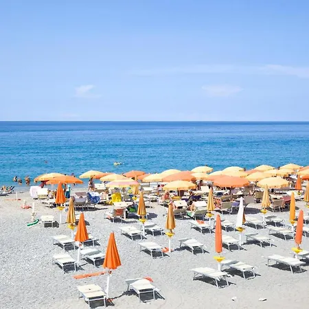 2 Bedroom Beautiful In Tronca